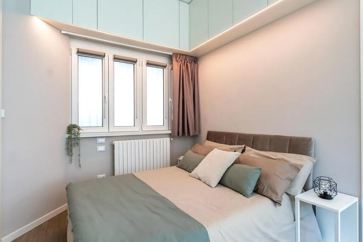 Appartement Duomo-Corso Vercelli, New Luxury Loft In The Center Milan